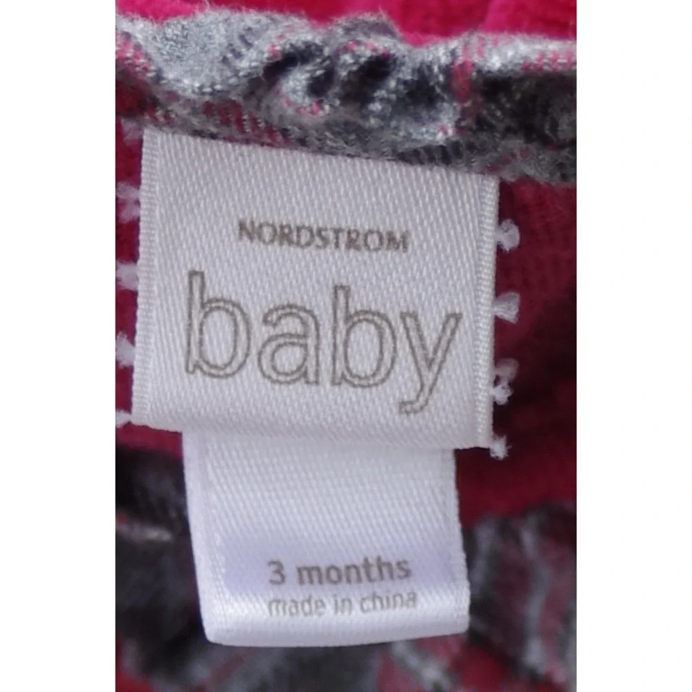 Nordstrom‎ Baby Girls Christmas Red Gray Plaid Velvet Sleeper 3 mos. EUC